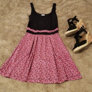 VS Pink stretchy dress with pockets